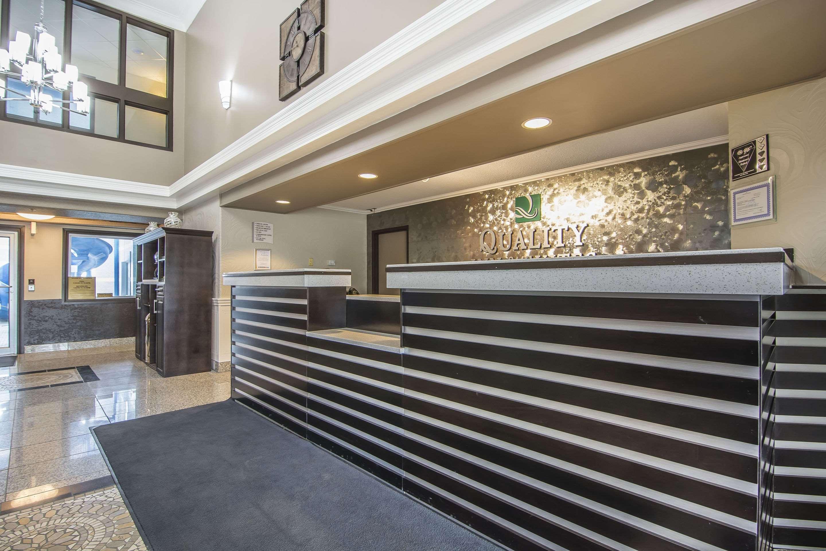 Quality Inn & Suites Yorkton Exterior foto