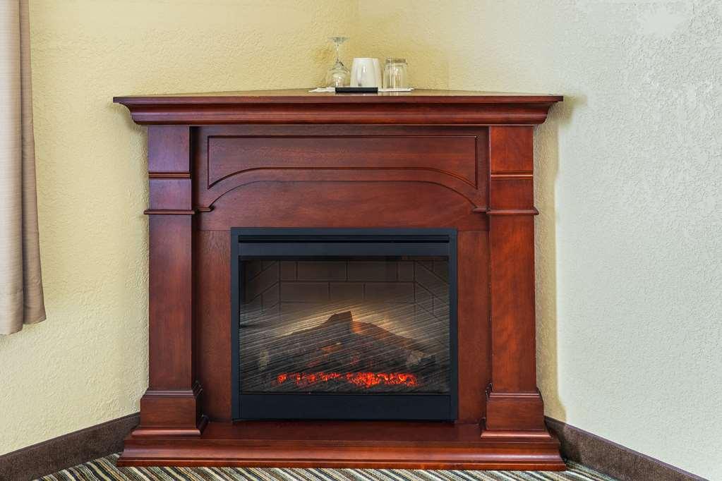 Quality Inn & Suites Yorkton Quarto foto