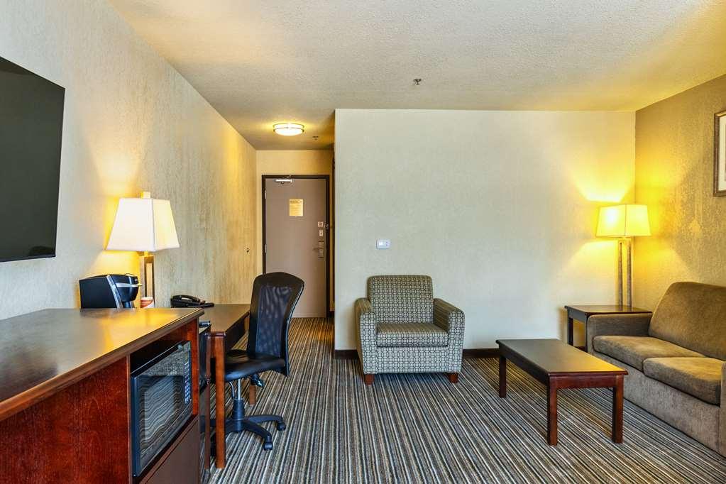 Quality Inn & Suites Yorkton Quarto foto