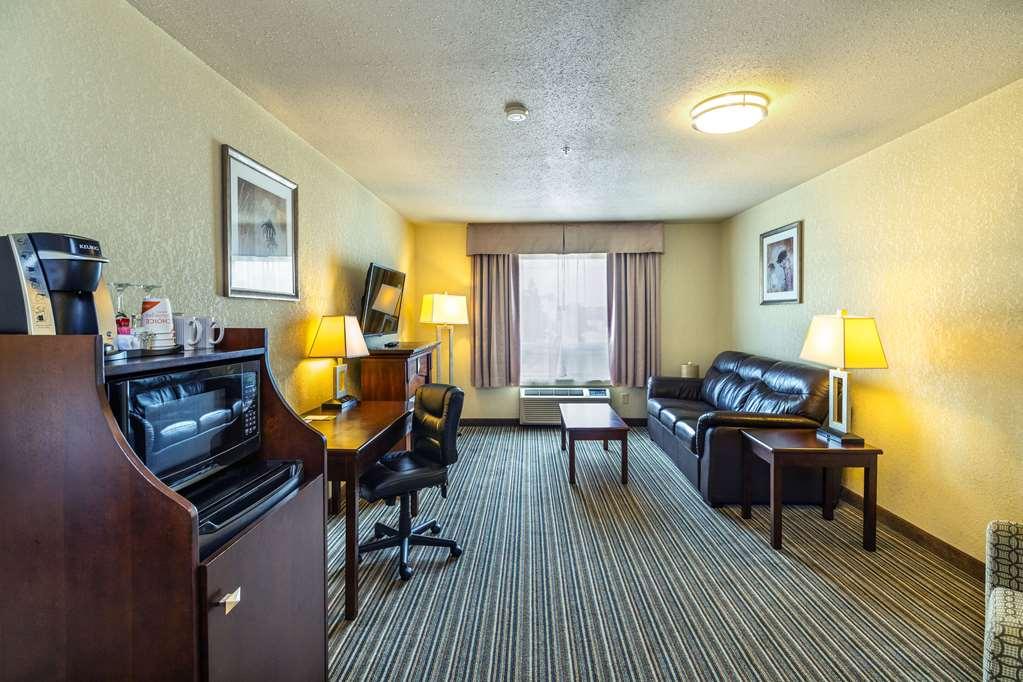 Quality Inn & Suites Yorkton Quarto foto